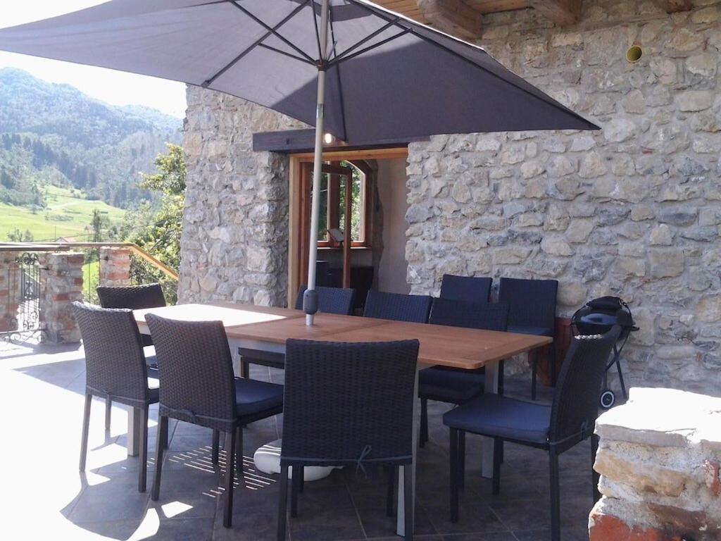 Soca Valley Berghaus Kobarid Buitenkant foto